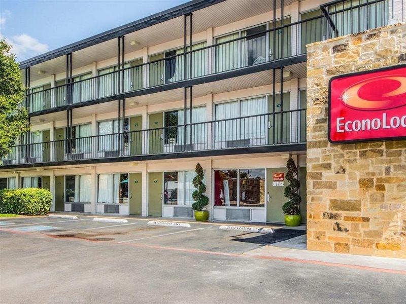 Econo Lodge Airport I-35 North Farmers Branch Zewnętrze zdjęcie