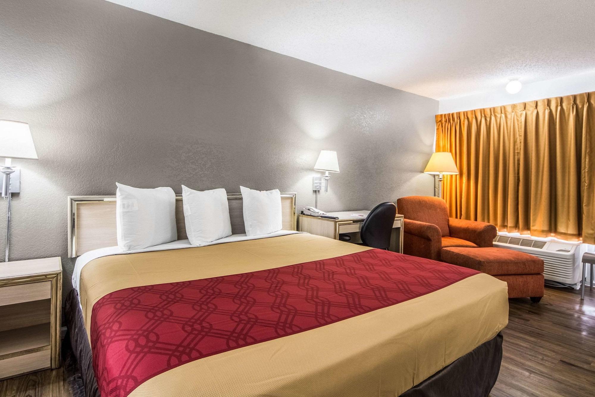 Econo Lodge Airport I-35 North Farmers Branch Zewnętrze zdjęcie
