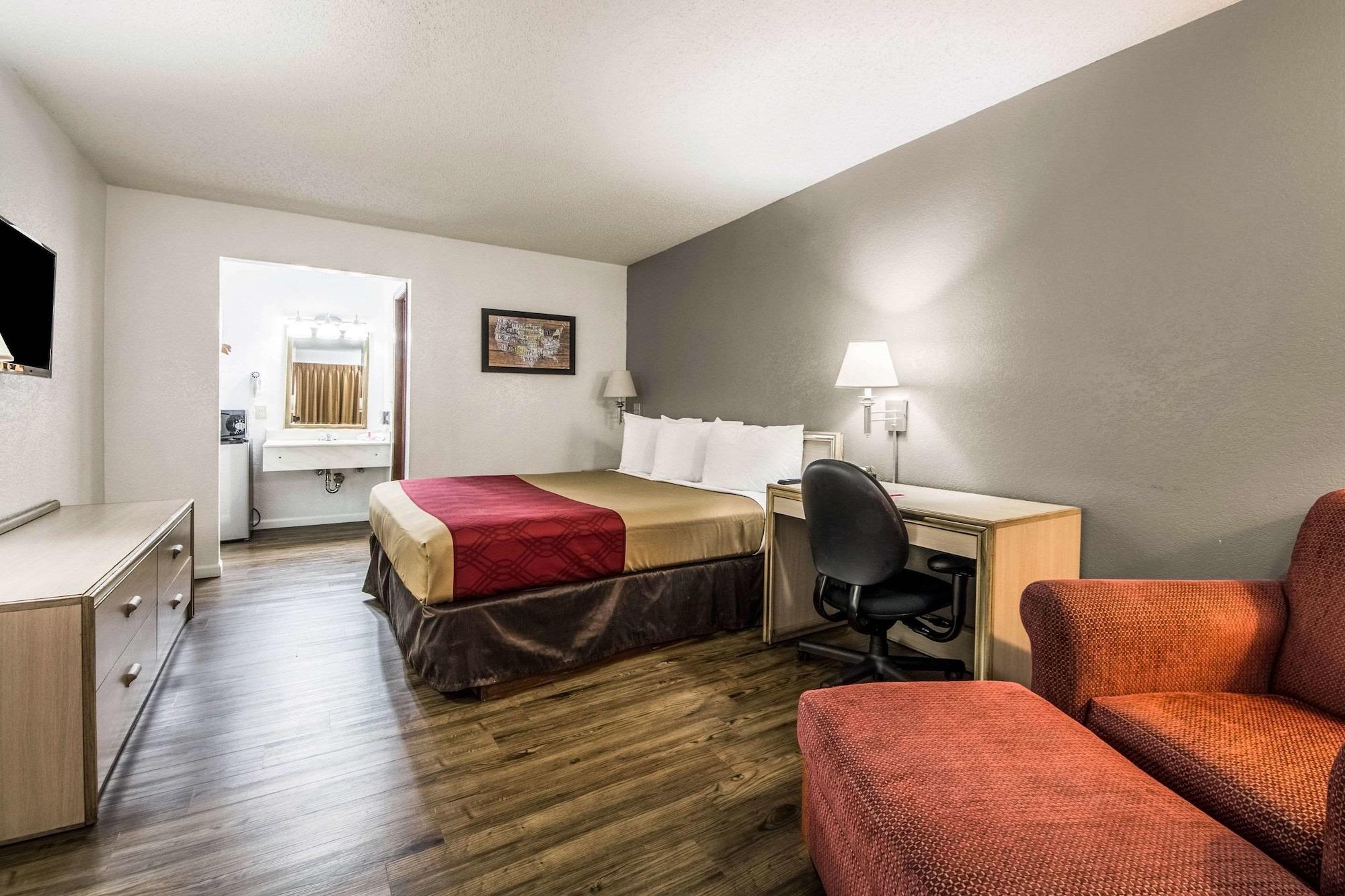 Econo Lodge Airport I-35 North Farmers Branch Zewnętrze zdjęcie
