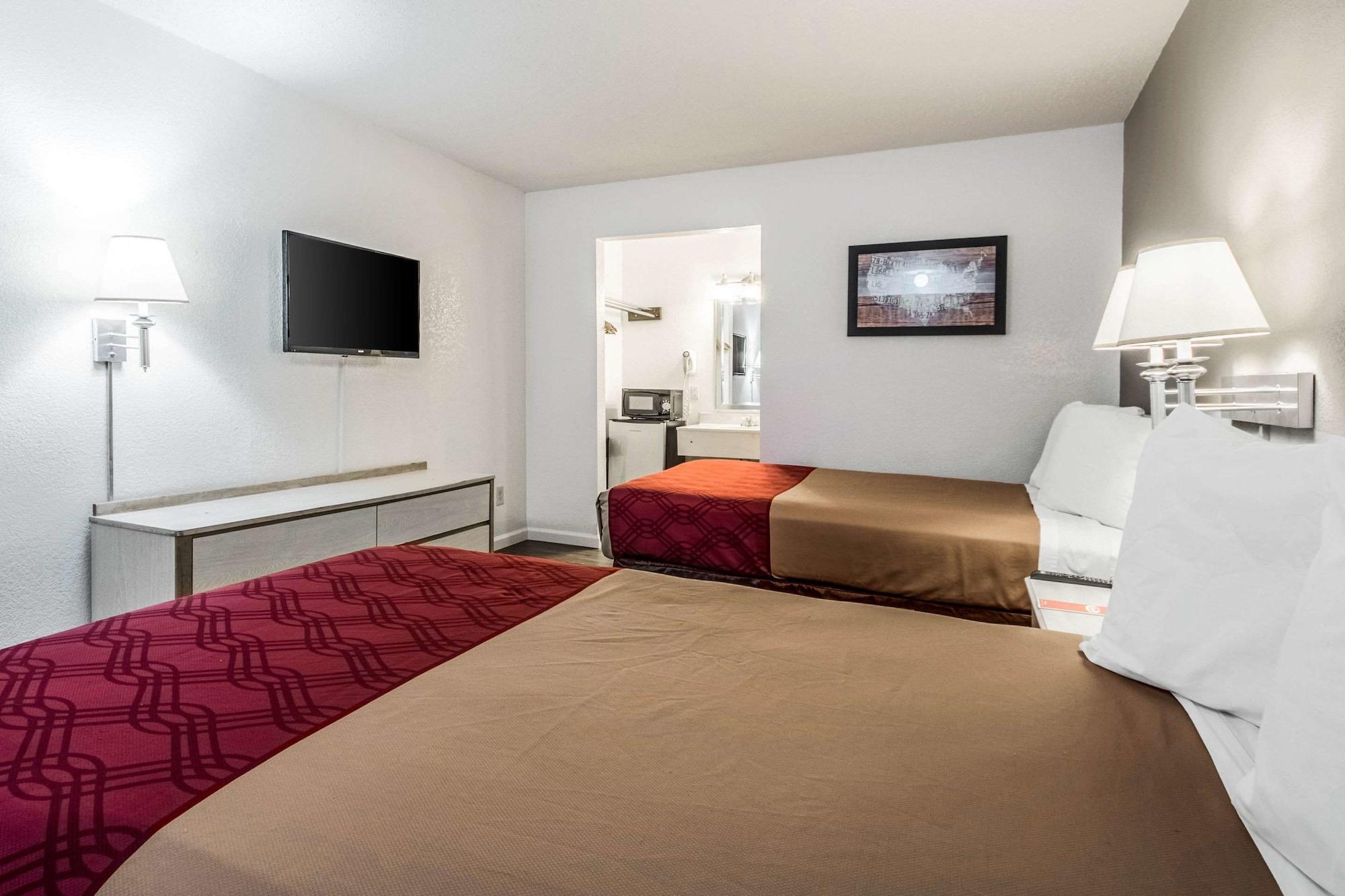 Econo Lodge Airport I-35 North Farmers Branch Zewnętrze zdjęcie