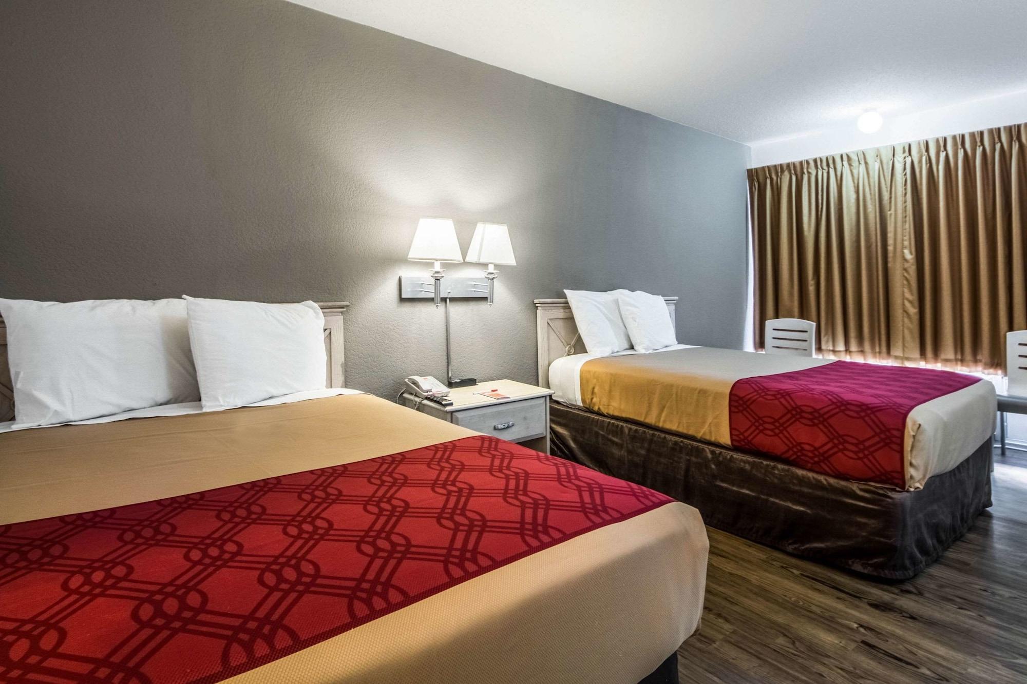 Econo Lodge Airport I-35 North Farmers Branch Zewnętrze zdjęcie