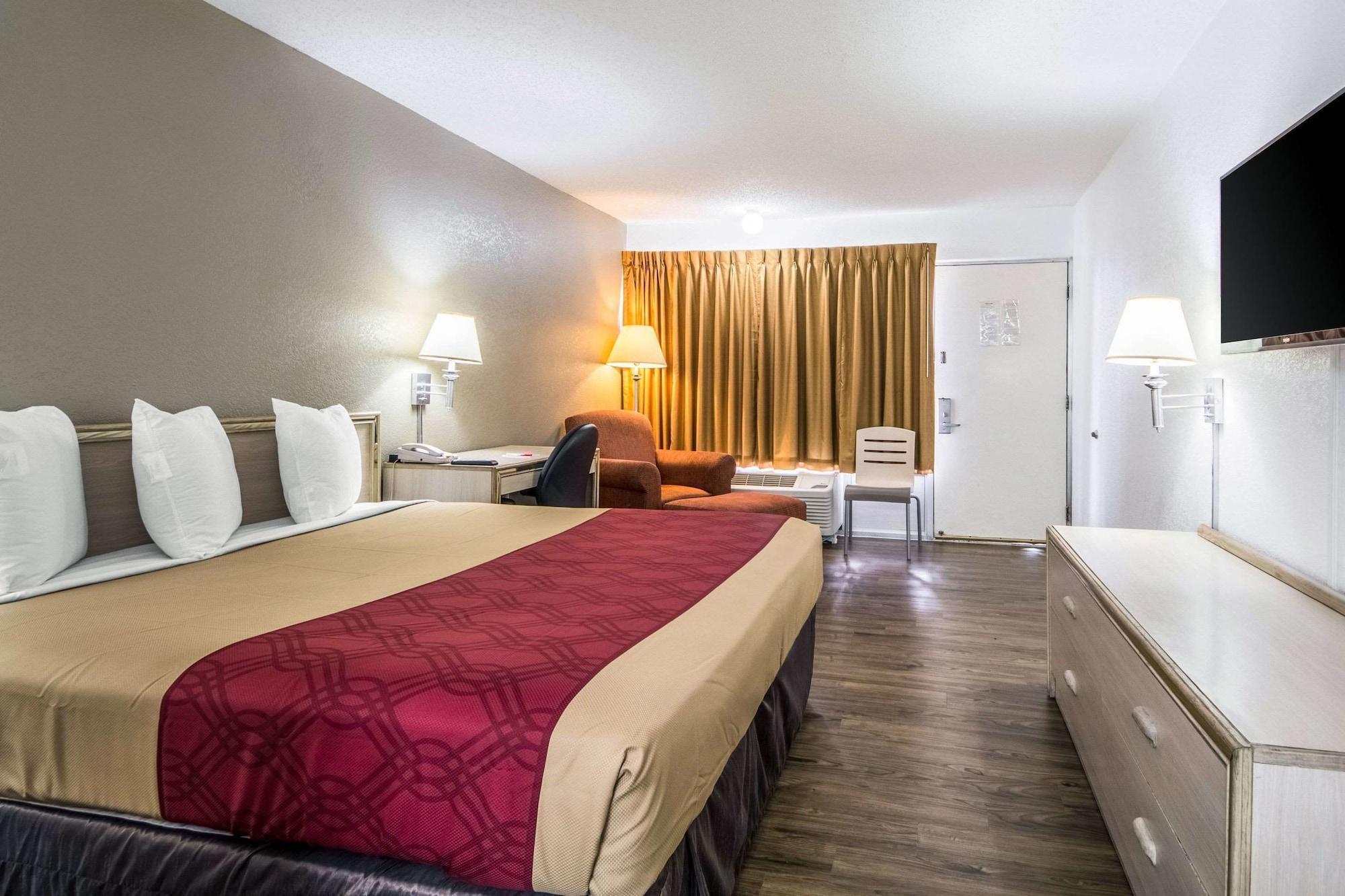 Econo Lodge Airport I-35 North Farmers Branch Zewnętrze zdjęcie