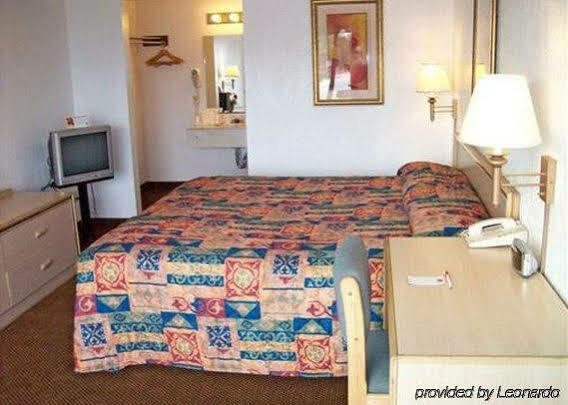 Econo Lodge Airport I-35 North Farmers Branch Zewnętrze zdjęcie